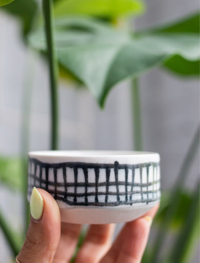 Lauren HB Stria Dish, Grid