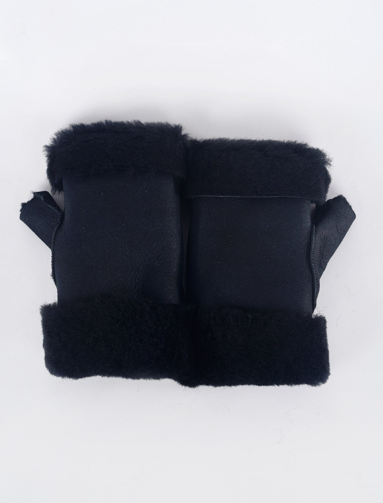 Santacana Madrid Shearling/Leather Handwarmers, Black