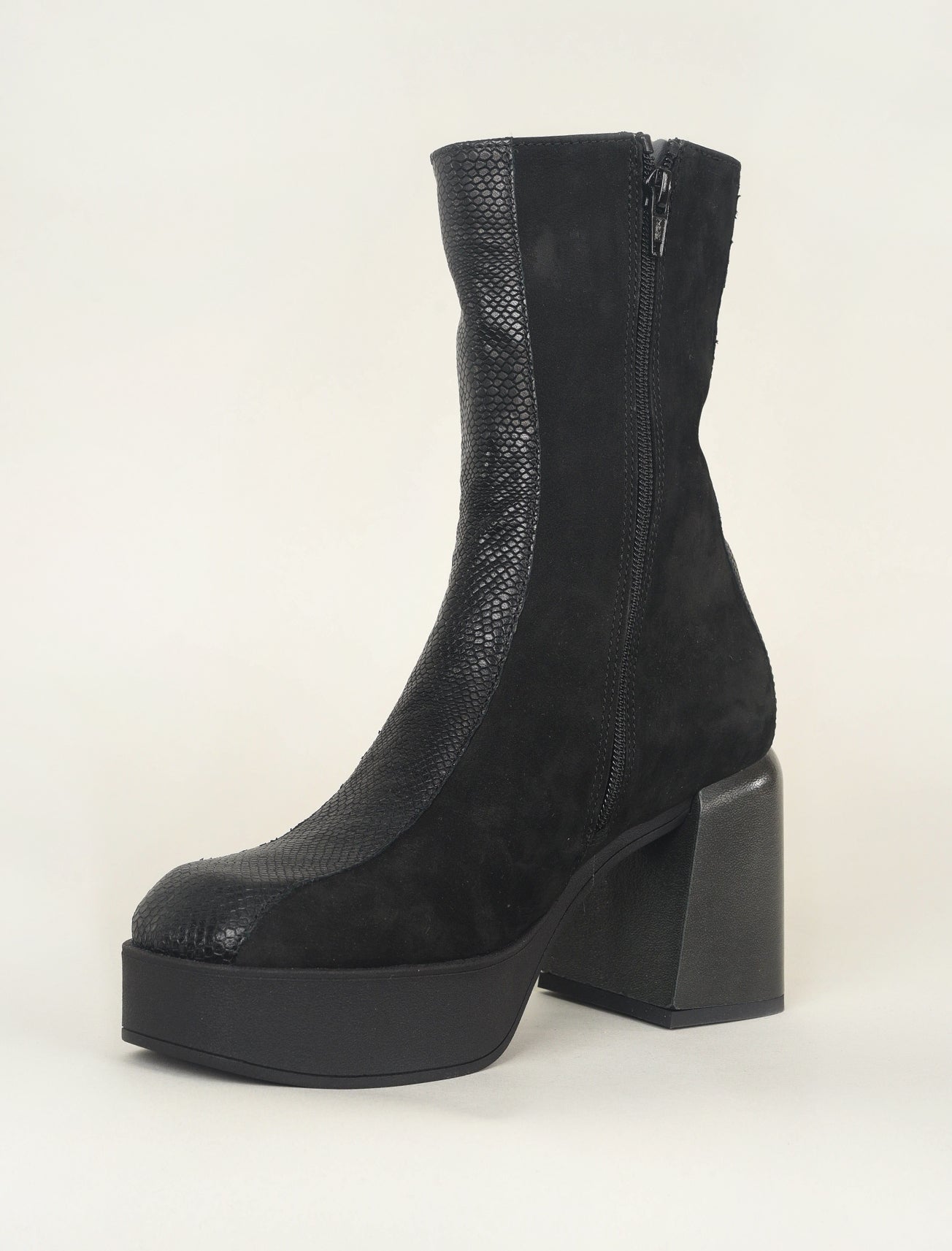Patrizia Bonfanti Tracy Zanzi Boot, Black