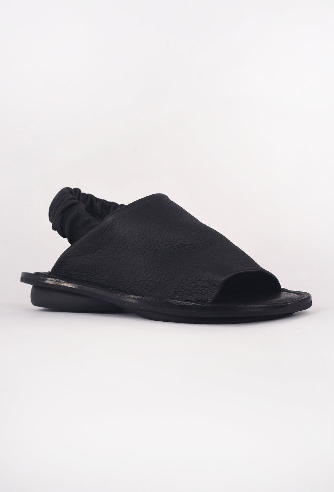 Trippen Shoes Nudge Closed Sandal, Black Alba