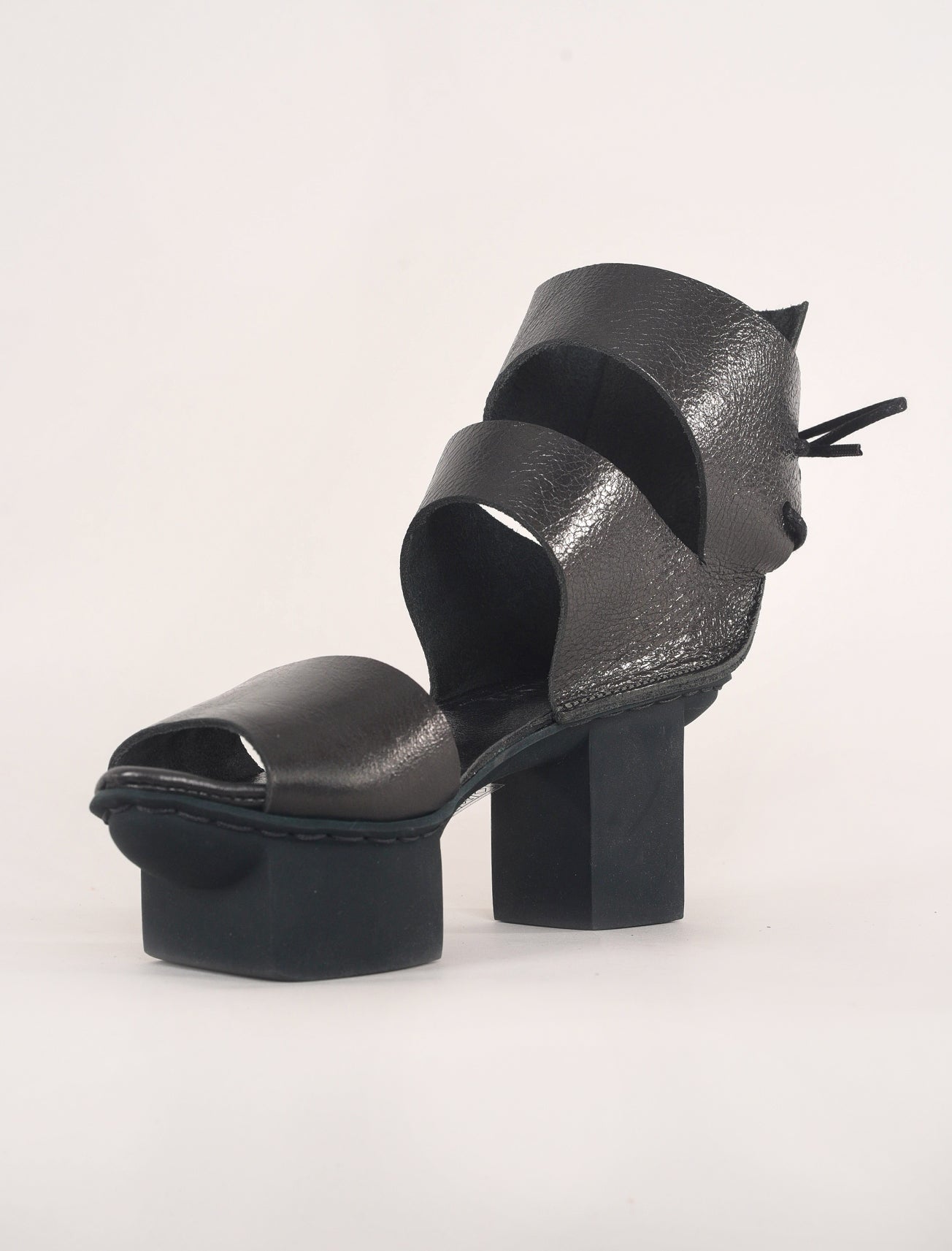 Trippen Shoes Fancy Happy Heel, Iron Lam
