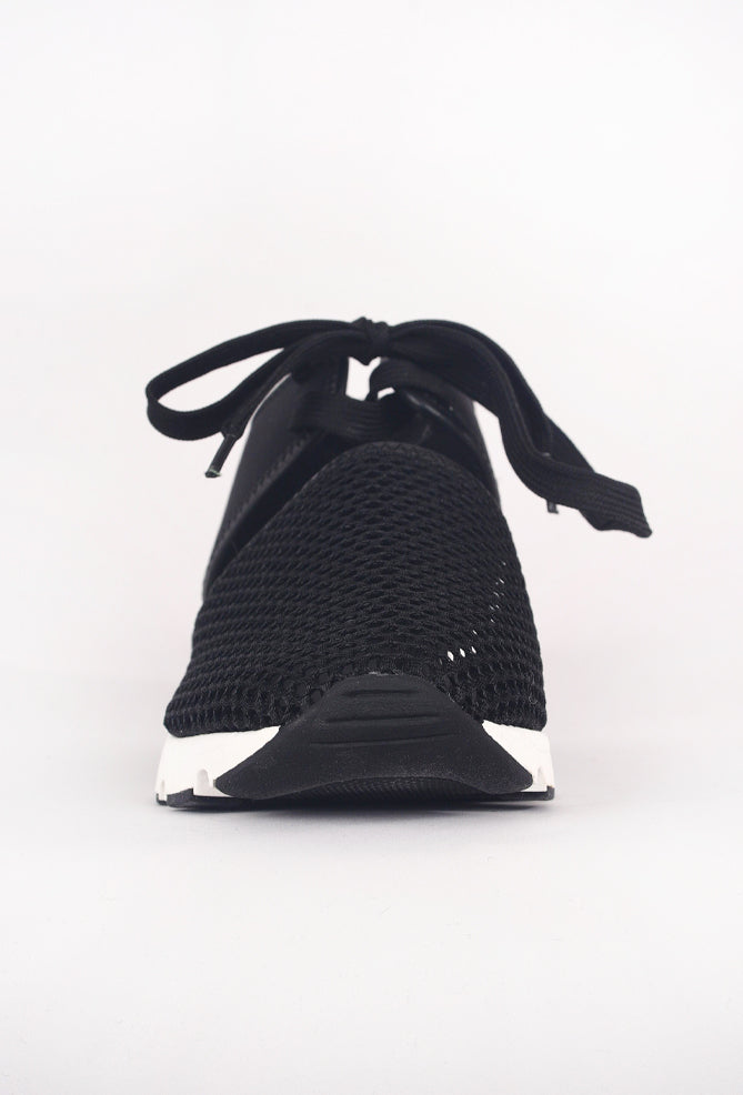 All Black Amazing Mesh Sneaker, Black