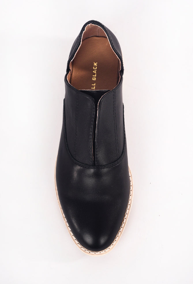 All Black Side Scoop Cowman Shoe, Black