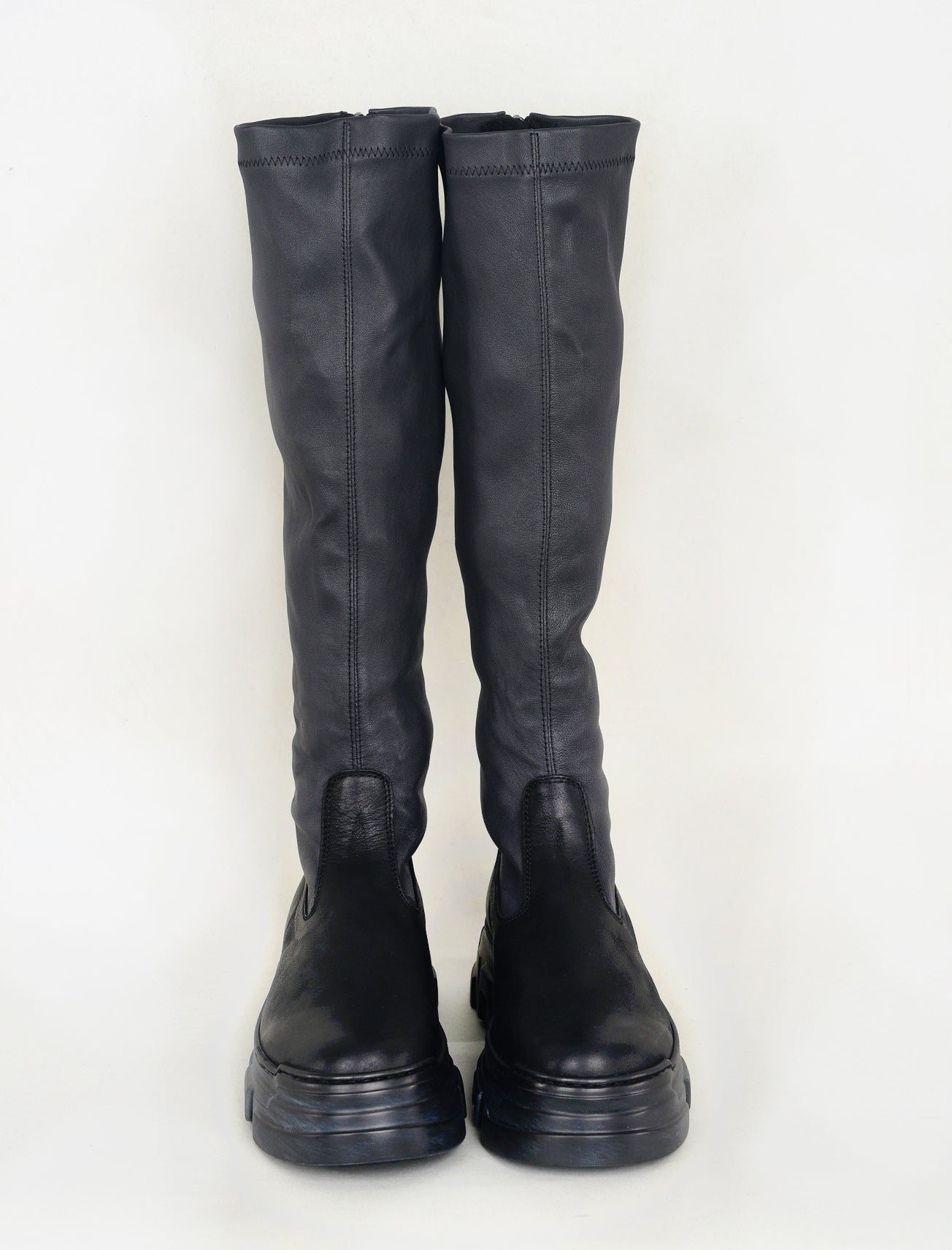 Lofina Tall Two-Tone Stretchy Boot, Black/Anthracite
