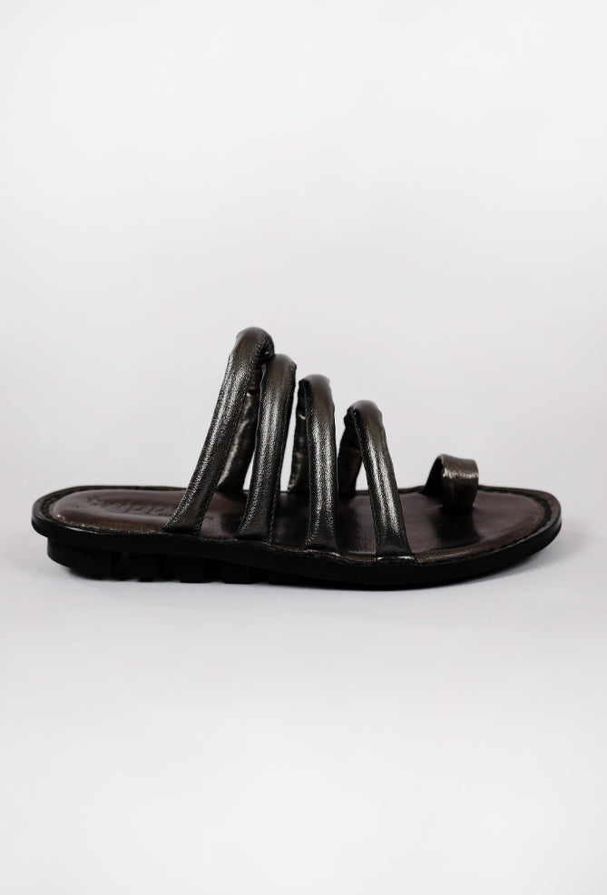 Trippen Shoes Threads Closed Sandal, Steel Lam