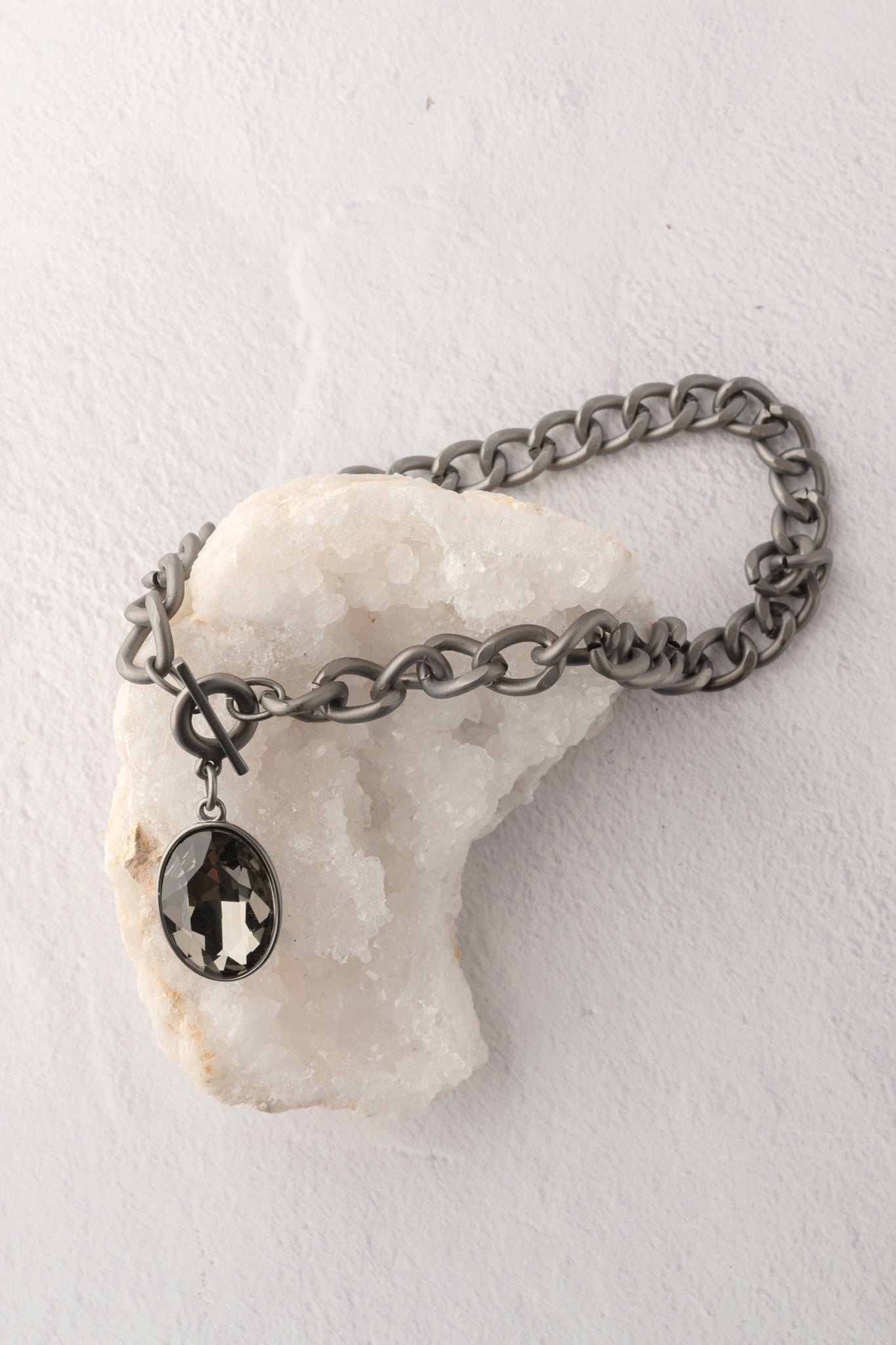 Escape from Paris Short Gunmetal Large Link Drop Necklace