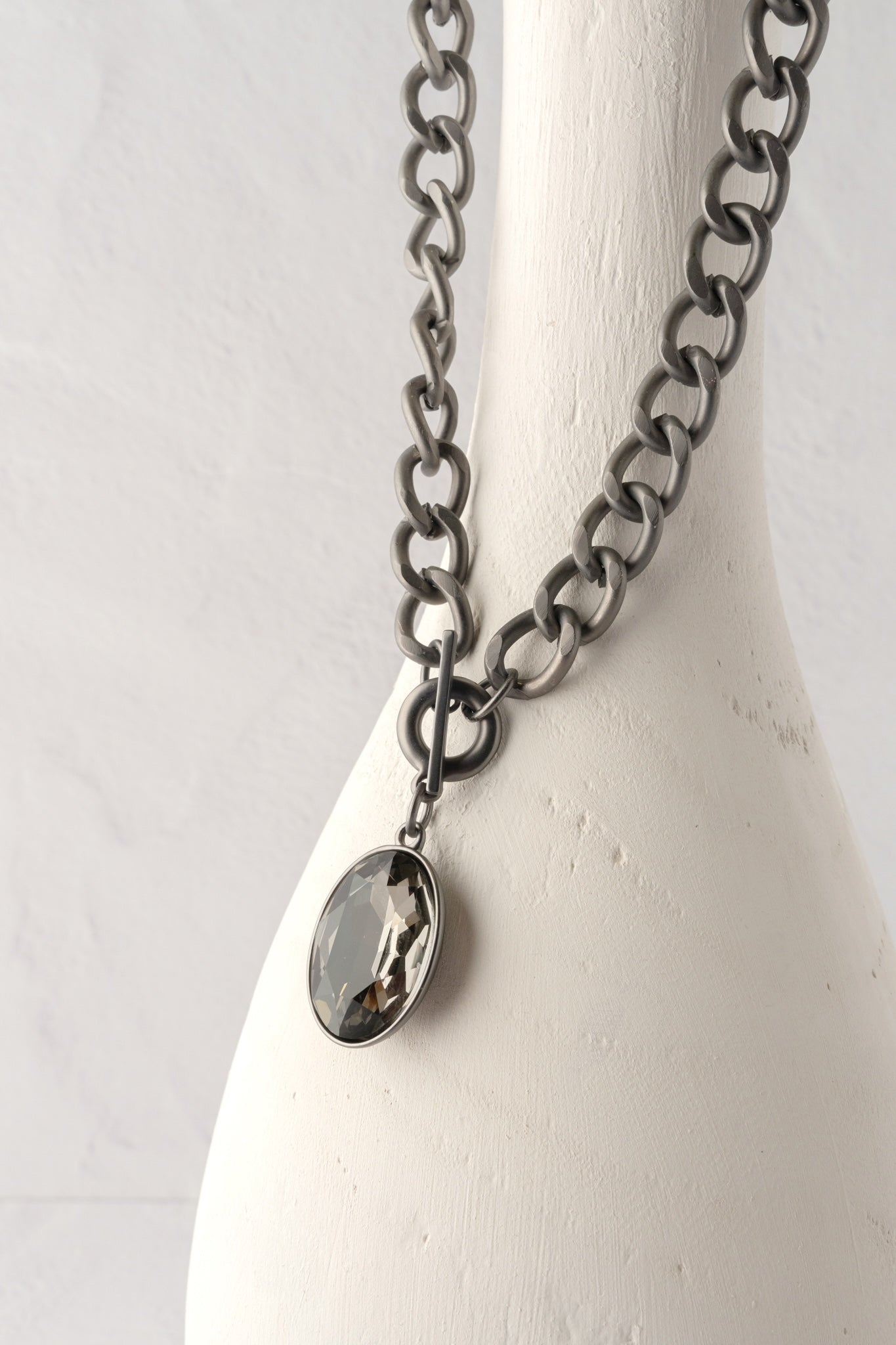 Escape from Paris Short Gunmetal Large Link Drop Necklace