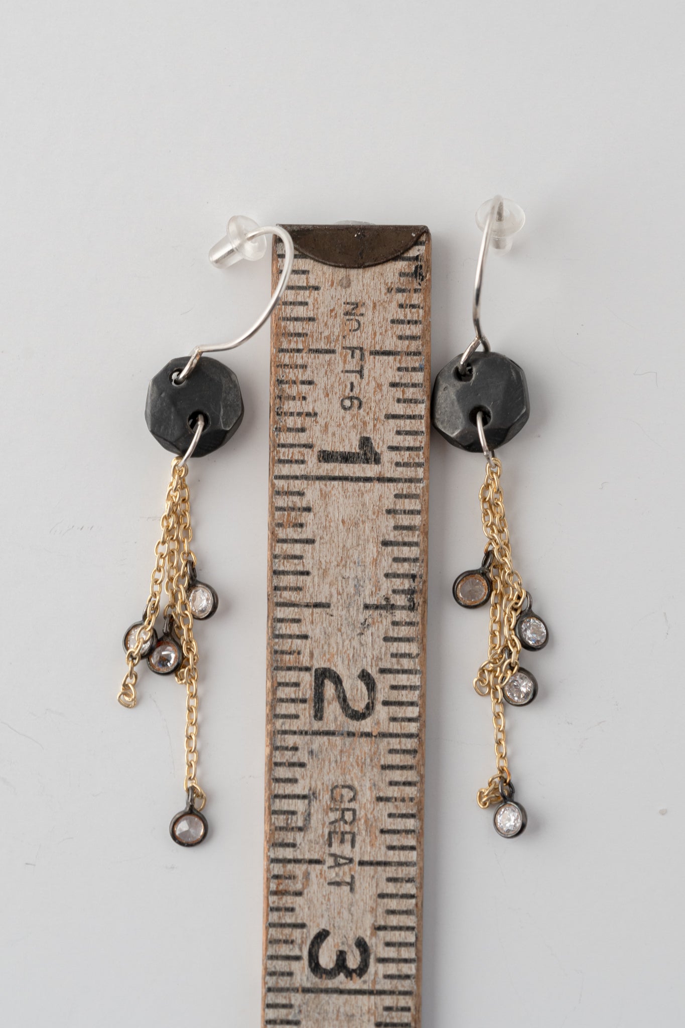 Chikahisa Studio Stardust Earring