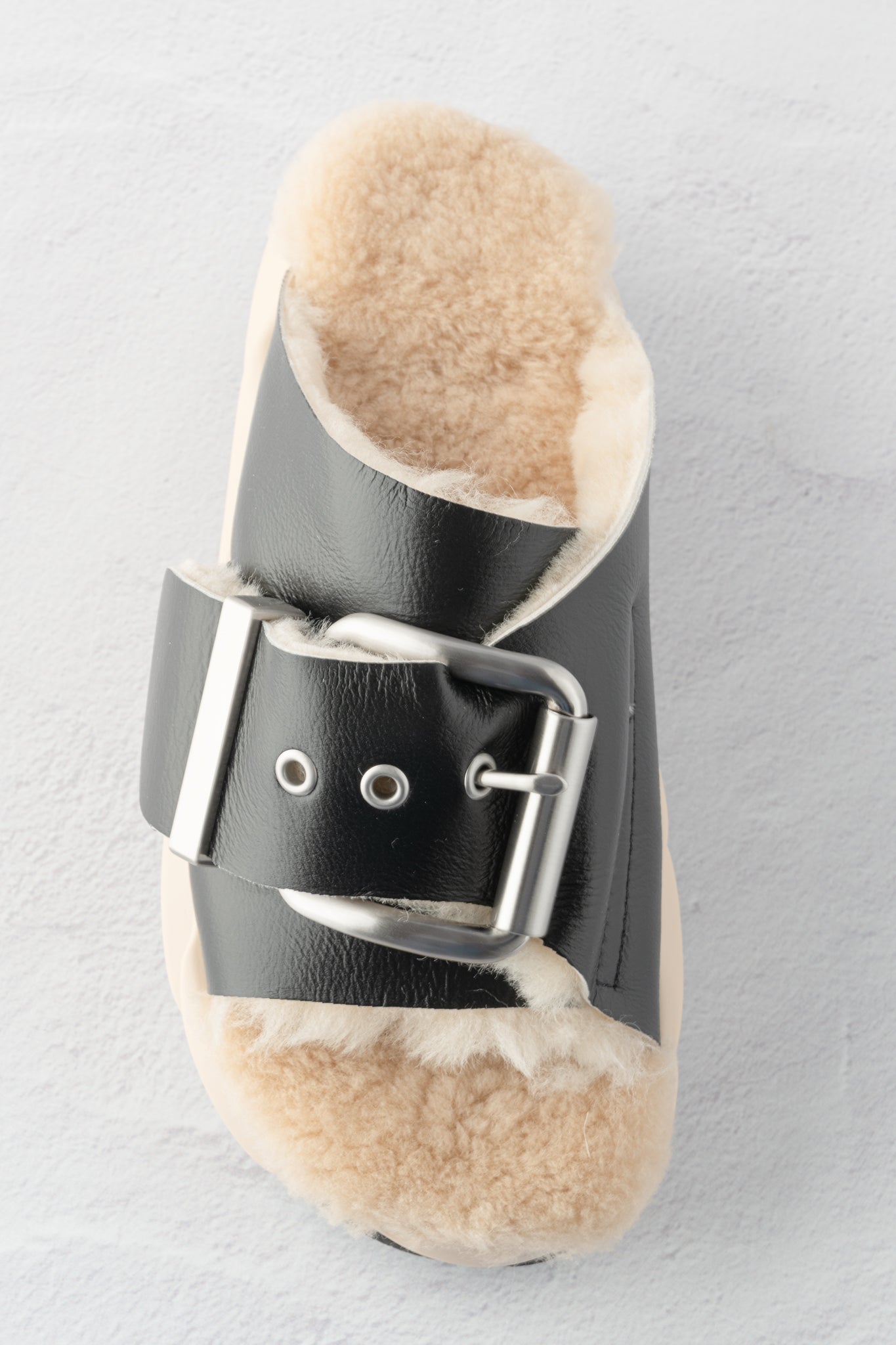 4CCCCEES Mellow Laze Shearling Sandal, Oreo