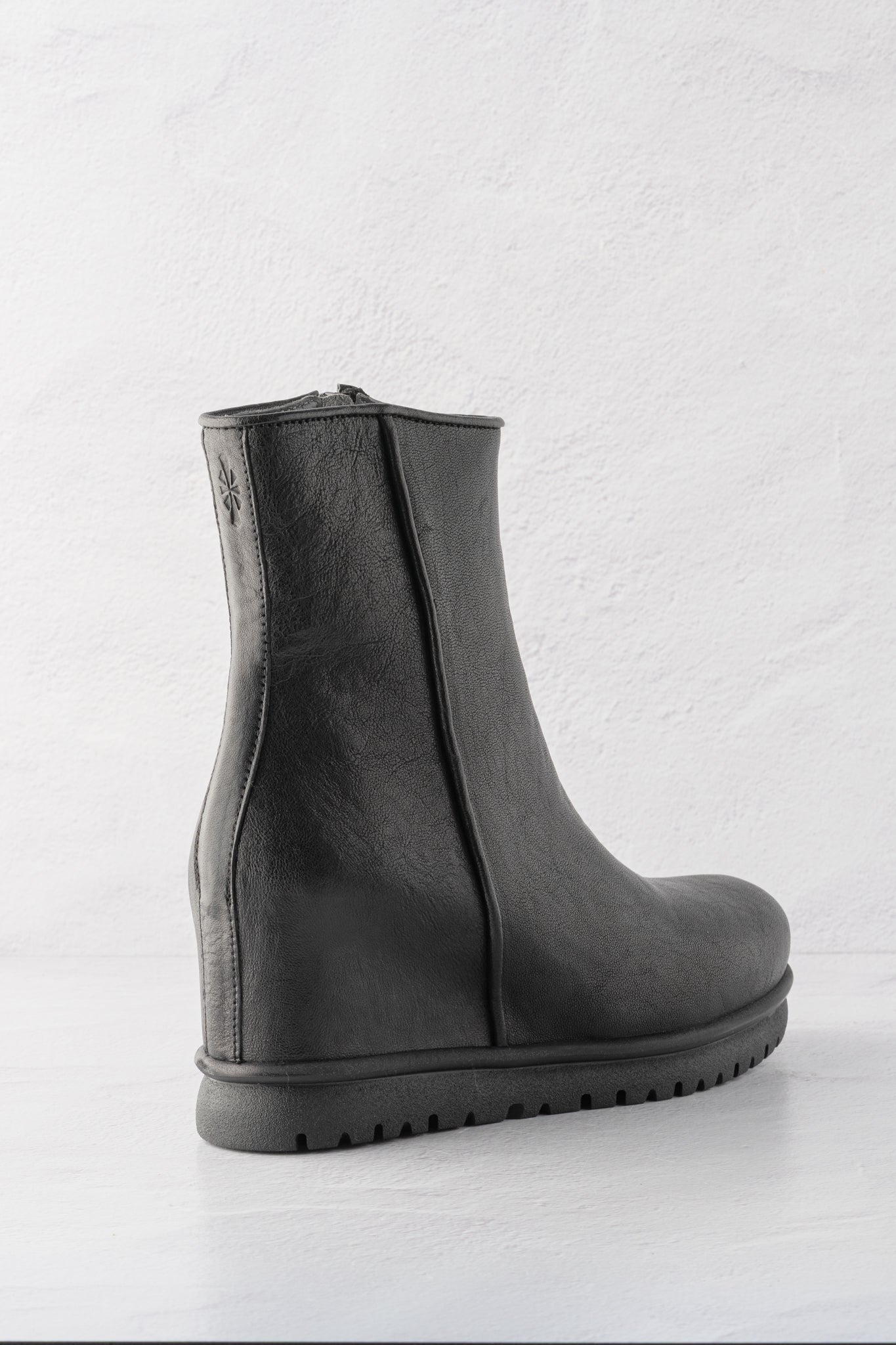 Patrizia Bonfanti Tara Boot, Bold Black