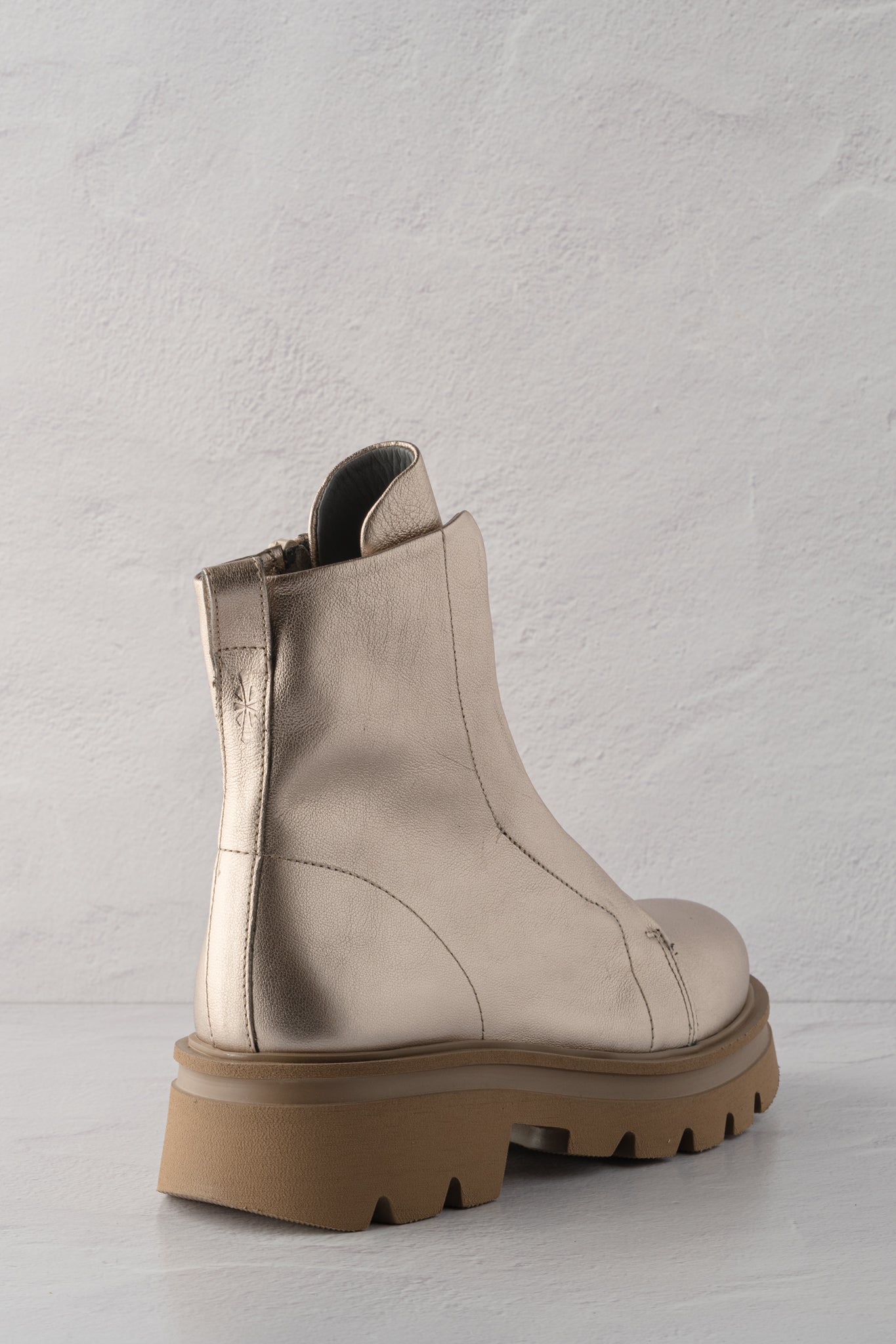Patrizia Bonfanti Kuni No Lace Metallic Boot, Desert Silk