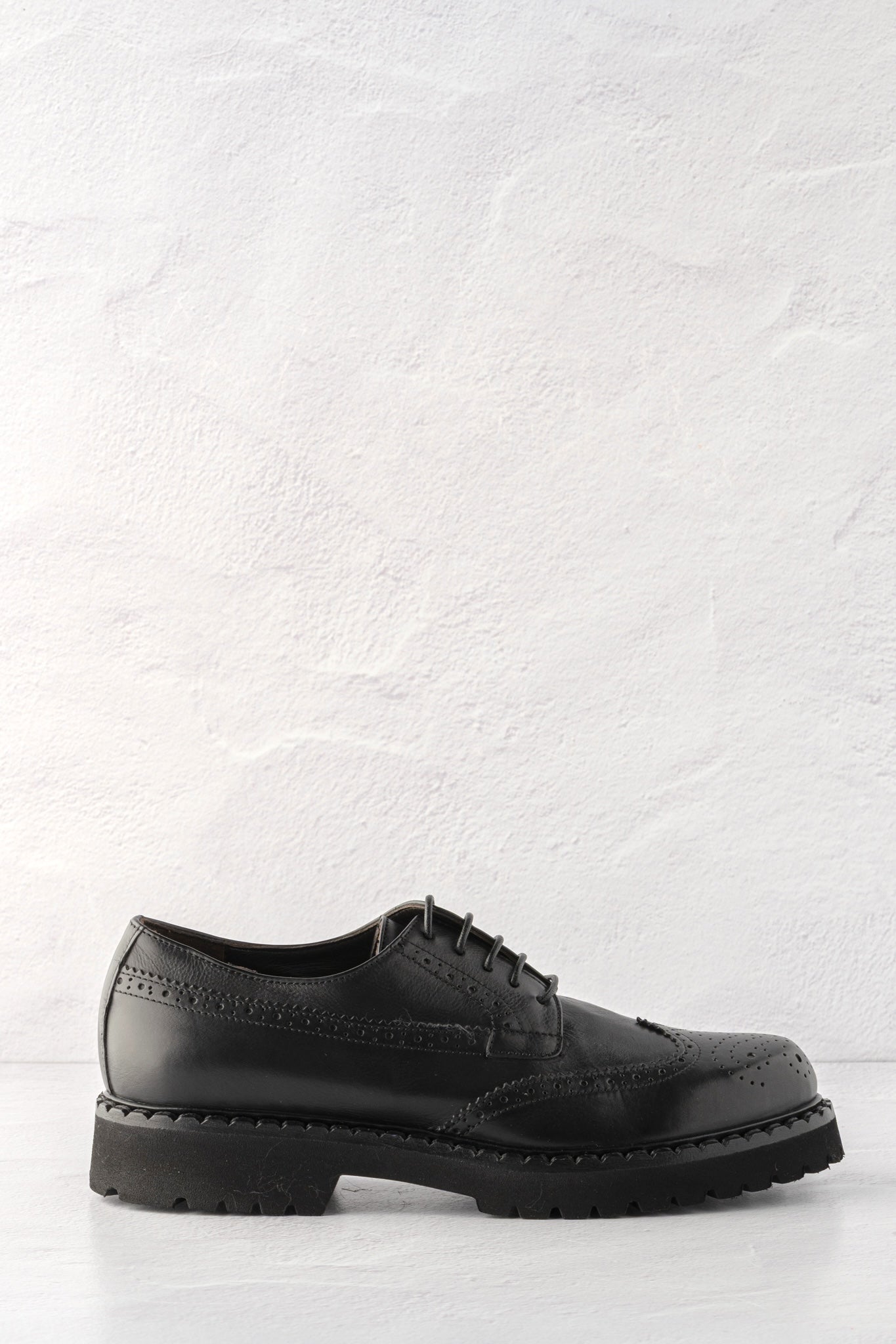 Laura Bellariva Wingtip Oxford, Black