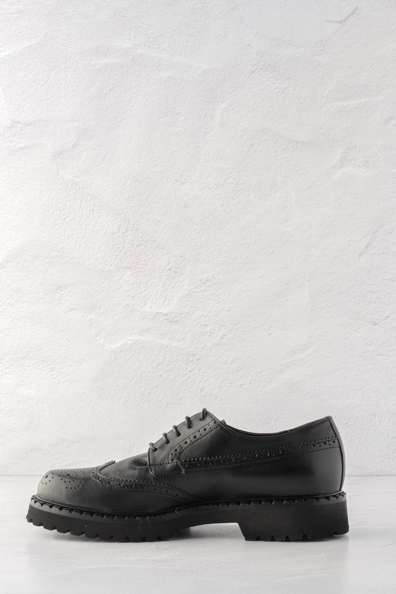 Laura Bellariva Wingtip Oxford, Black