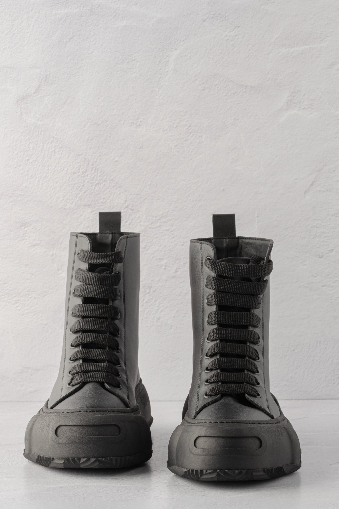 Pluslavie Plus Shoe Two, Black