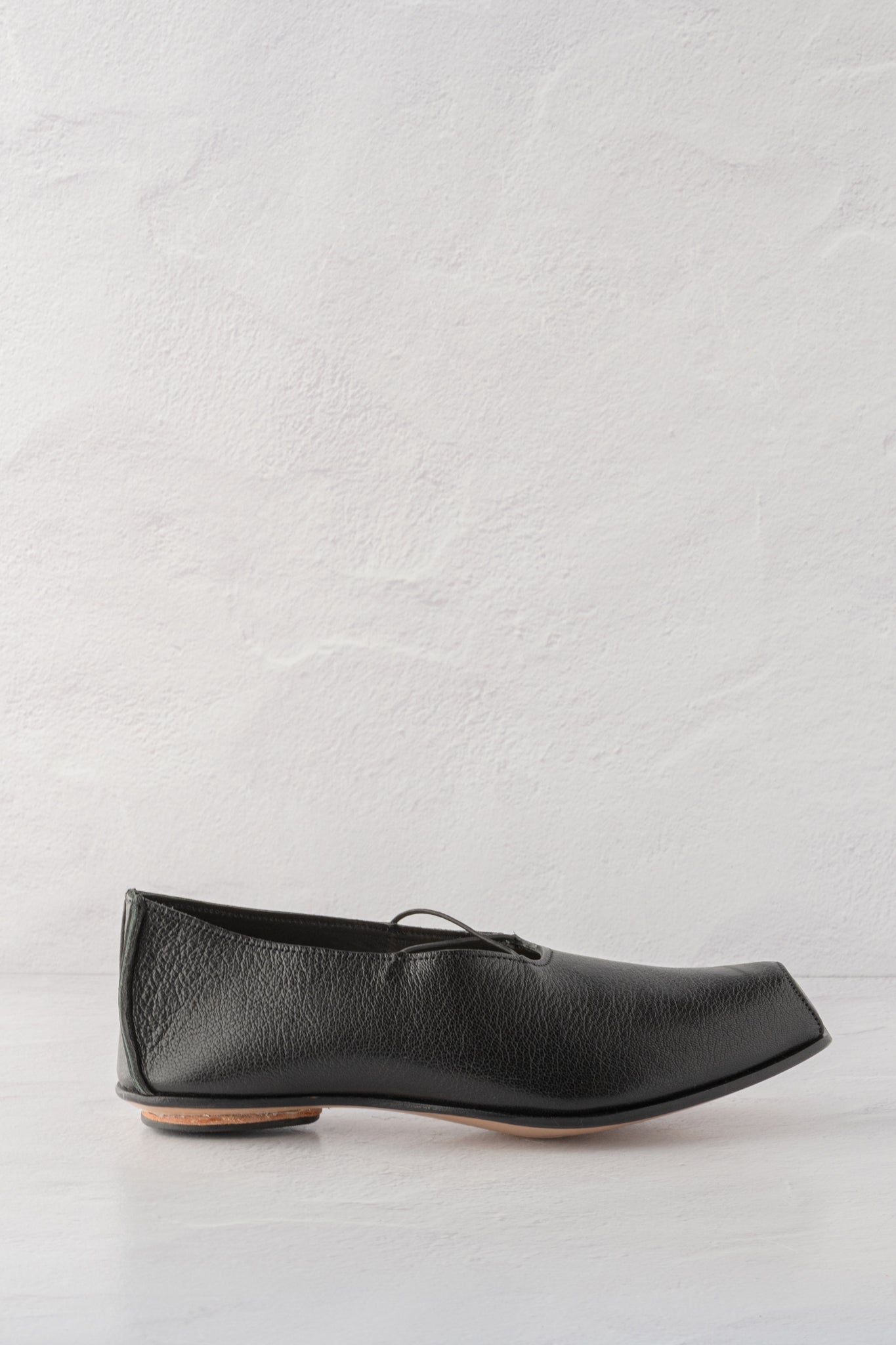 Cydwoq Stage Flat, Black