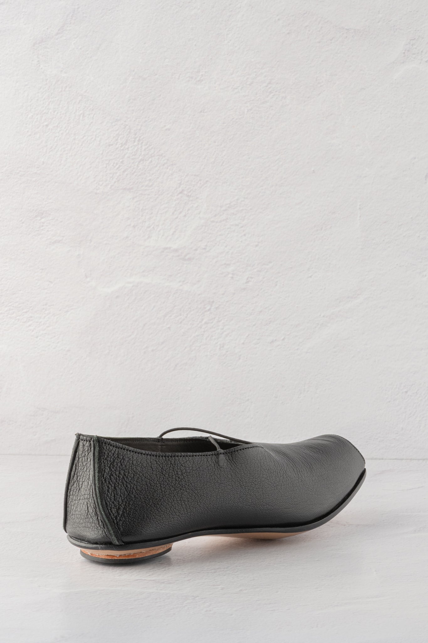 Cydwoq Stage Flat, Black