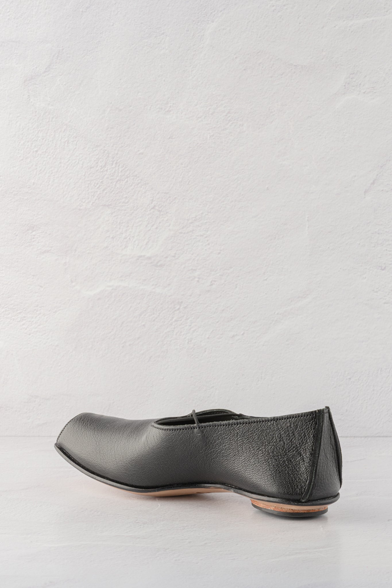 Cydwoq Stage Flat, Black