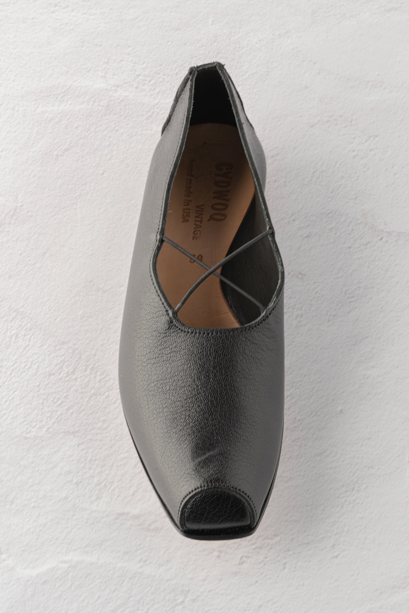 Cydwoq Stage Flat, Black