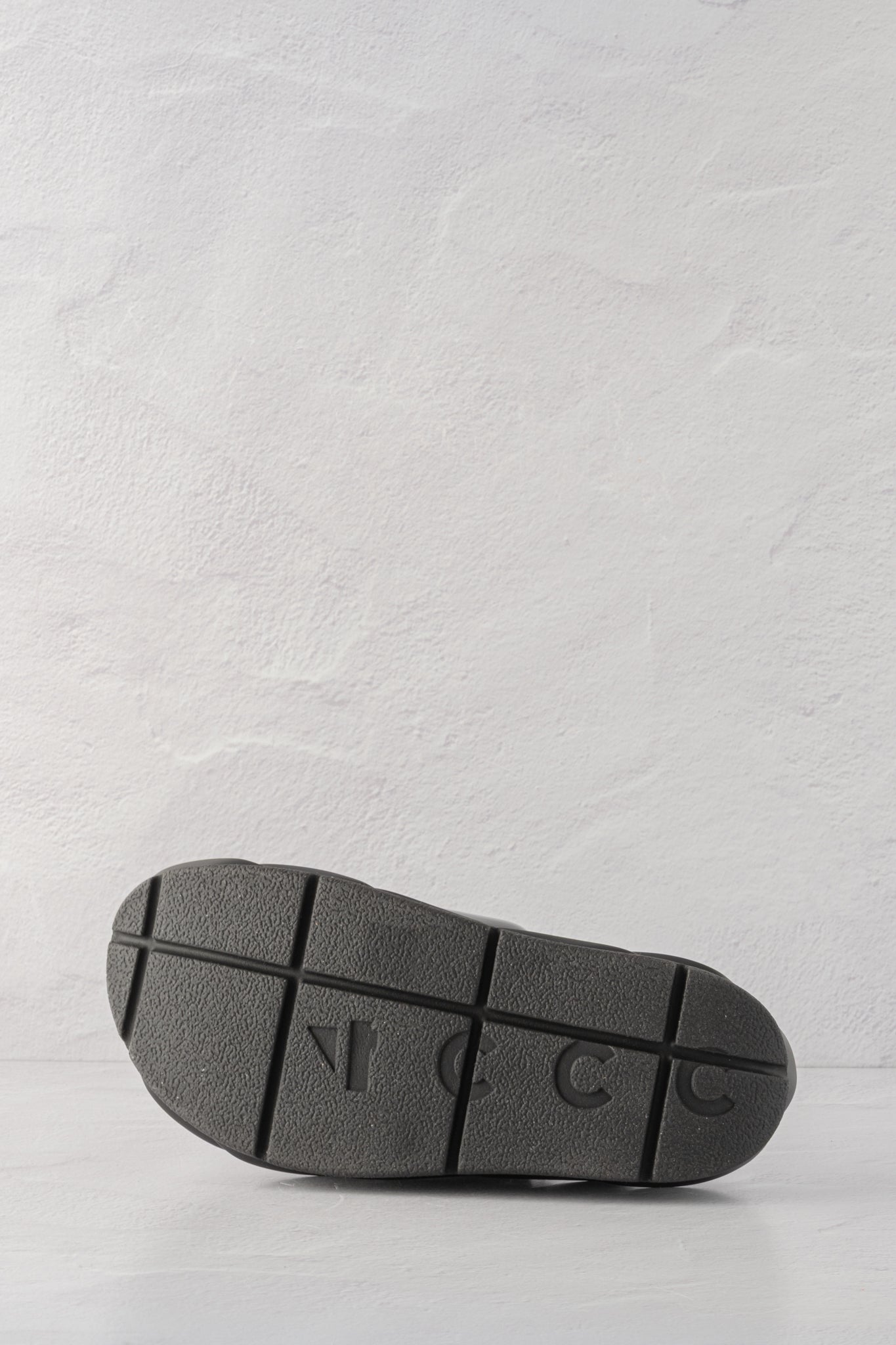 4CCCCEES Mellow Glow, Jet Black