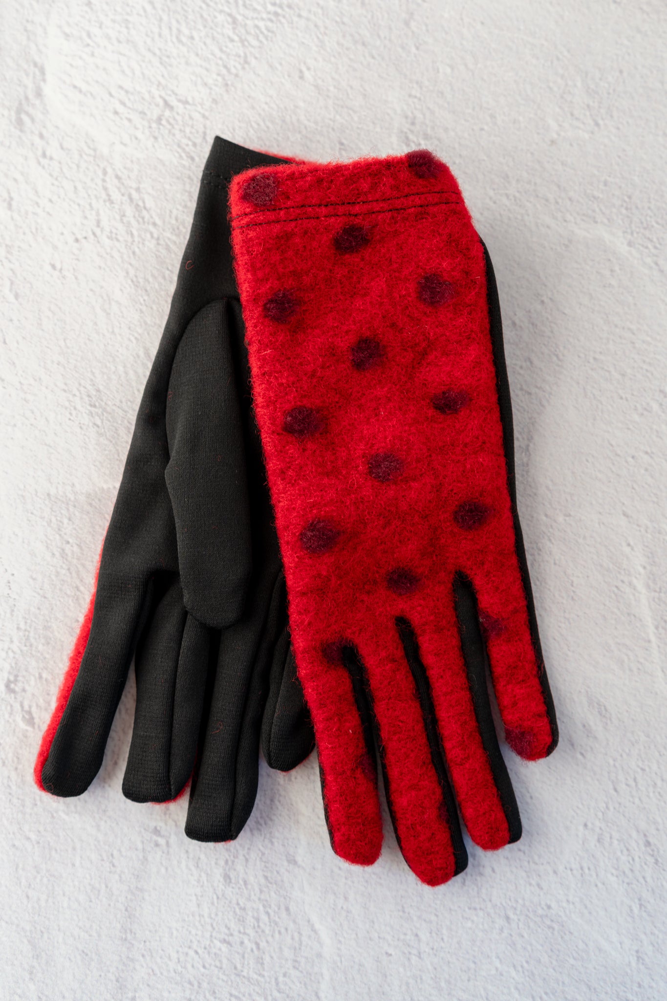Santacana Madrid Dotty Stretch Knit Gloves, Red