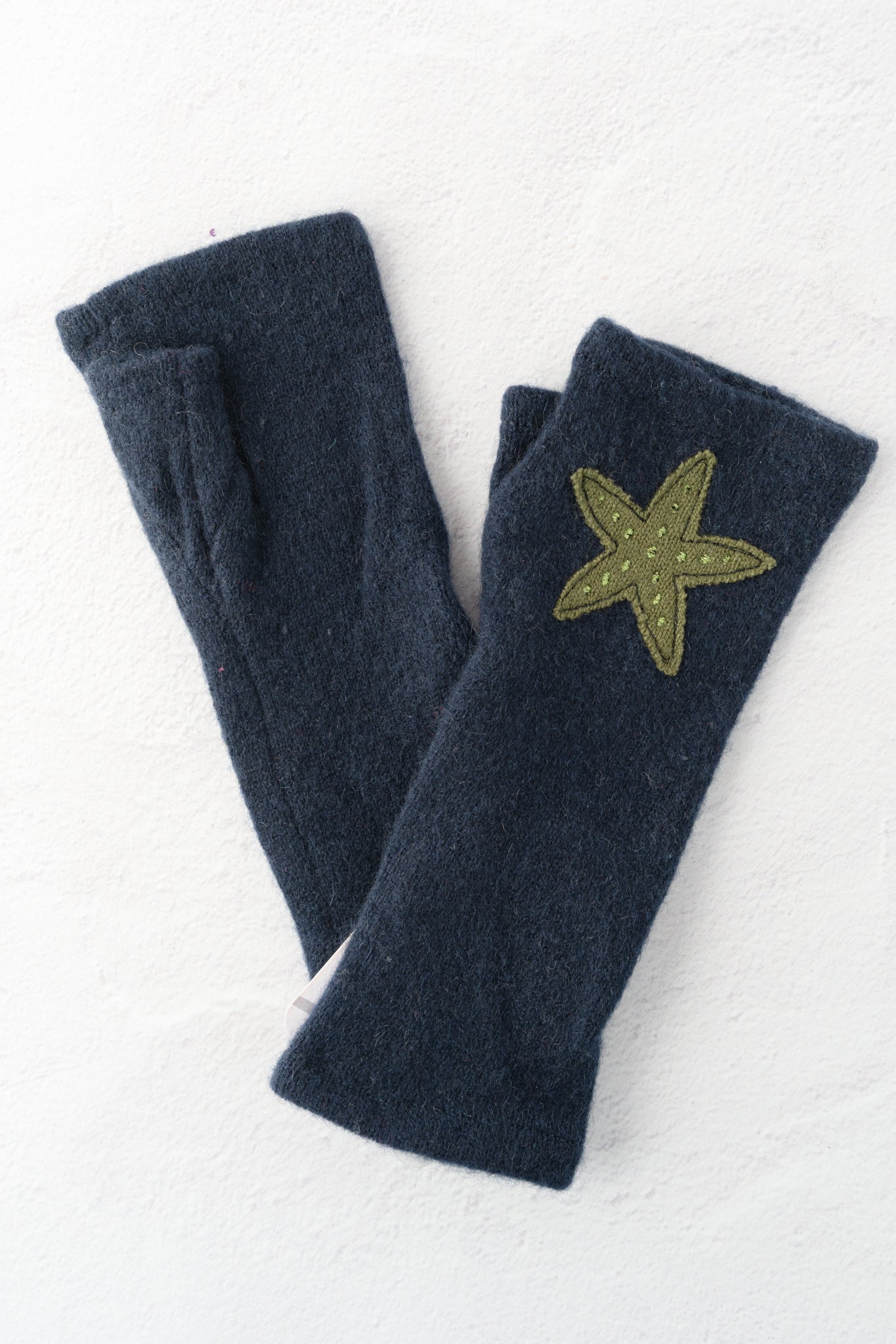 Sardine Recycled Cashmere Handwarmers, Starfish, Green/Blue