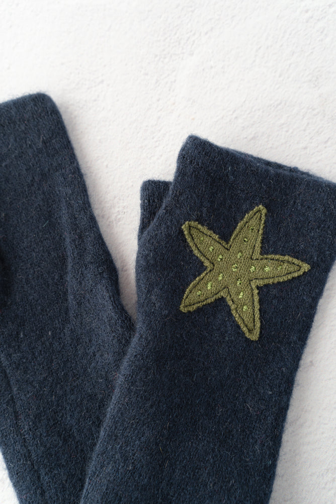 Sardine Recycled Cashmere Handwarmers, Starfish, Green/Blue
