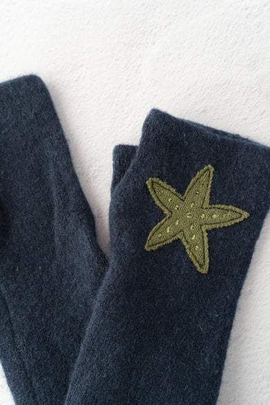 Sardine Recycled Cashmere Handwarmers, Starfish, Green/Blue