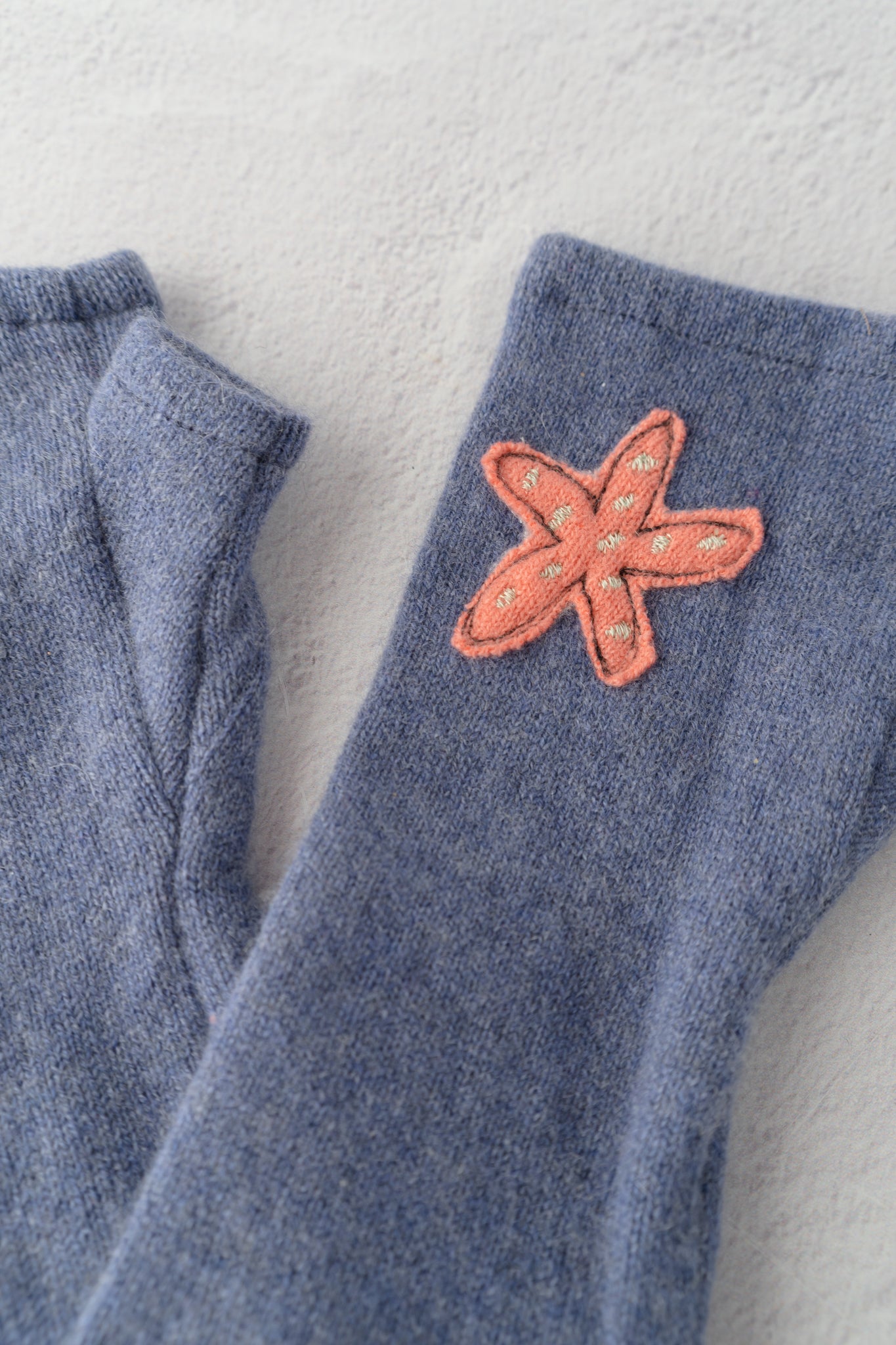 Sardine Recycled Cashmere Handwarmers, Starfish, Pink/Purple