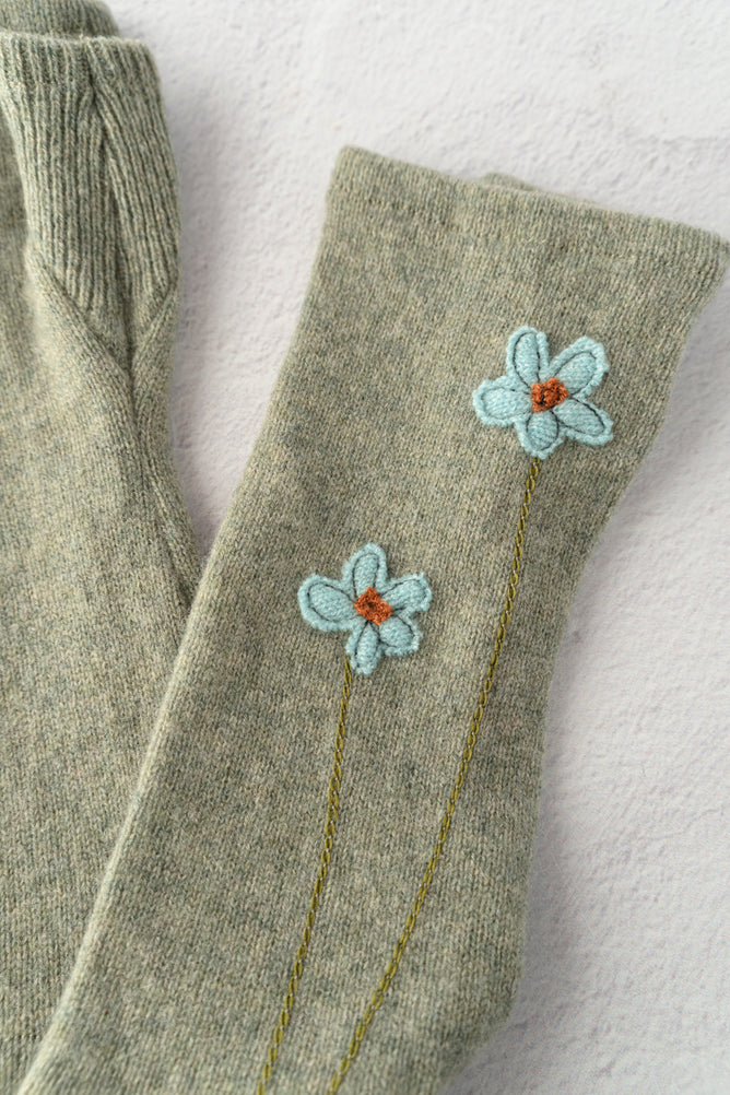 Sardine Recycled Cashmere Handwarmers, Wildflower, Blue/Olive