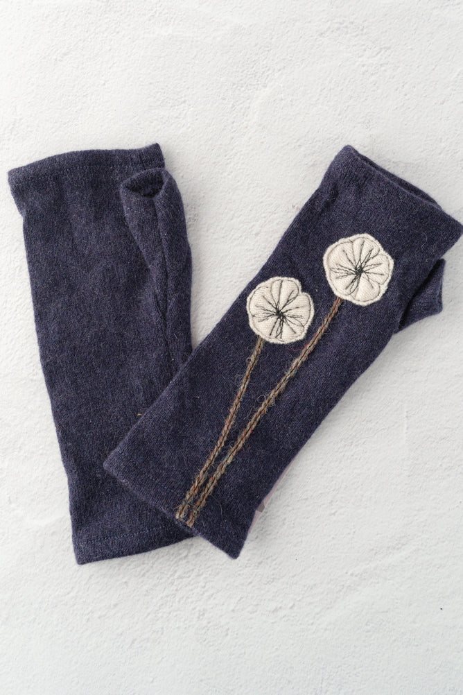 Sardine Recycled Cashmere Handwarmers, Cherry Blossom/Purple