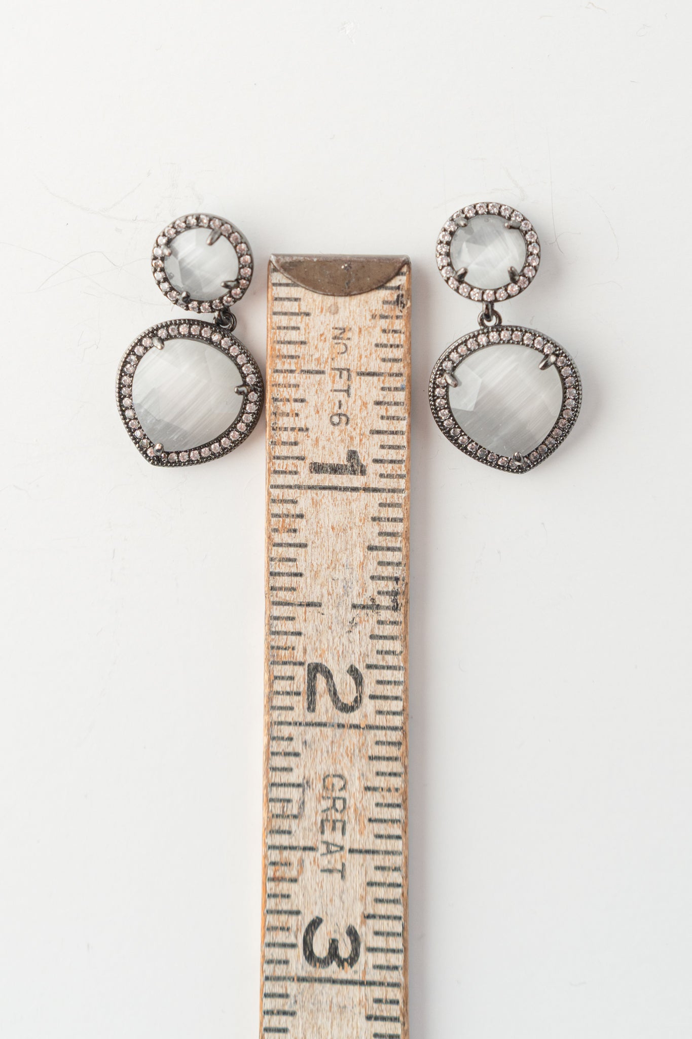 Shine Stars Eenie Sparkle Earrings