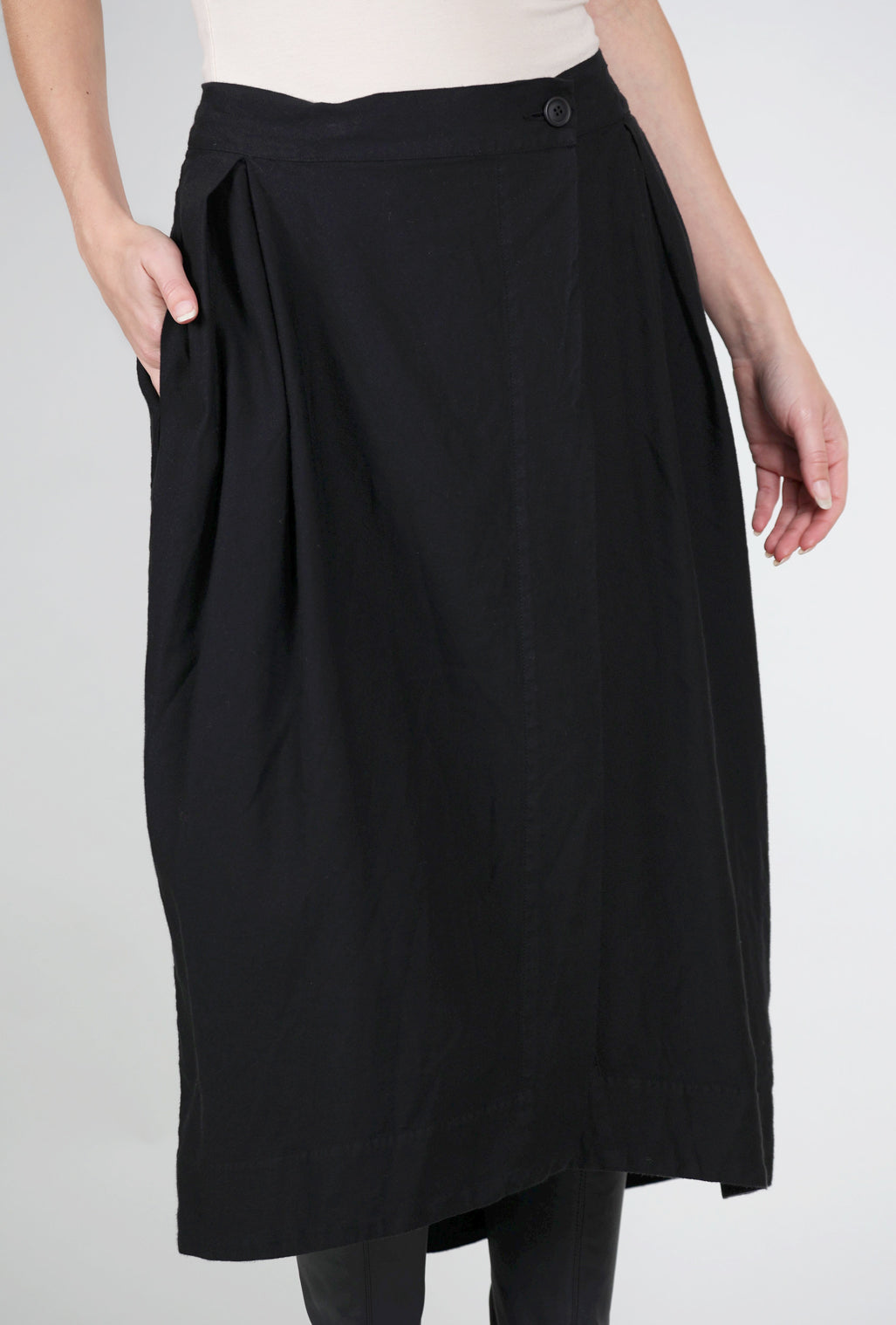 Baci Box Pleat Midi Skirt, Black