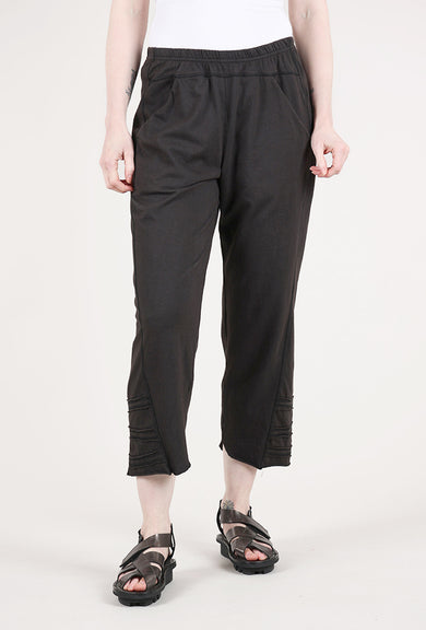 Cynthia Ashby Lin Pant, Forge