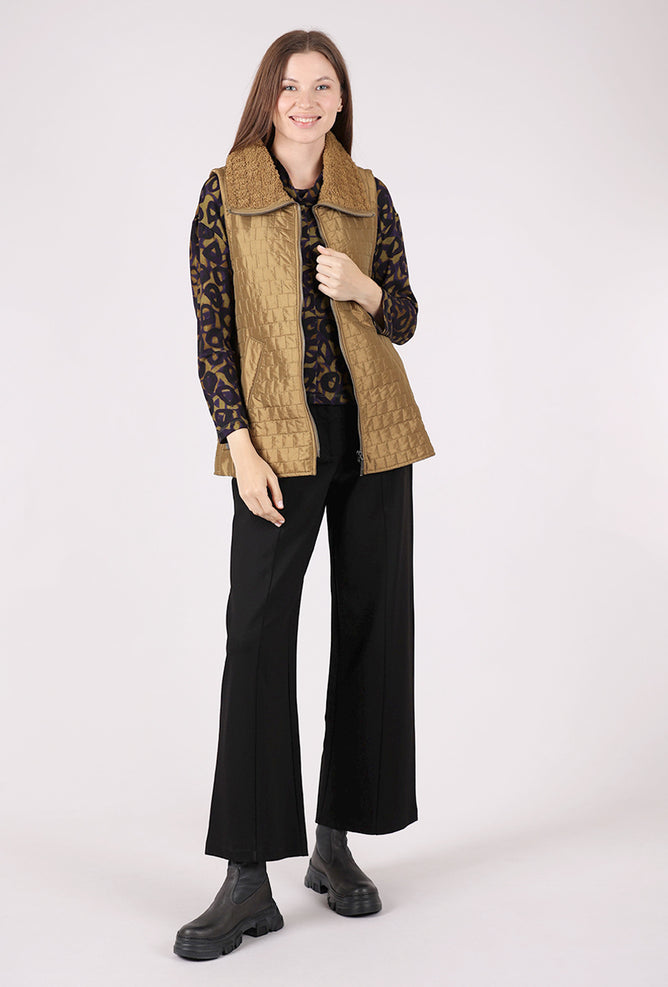 Olivia by Habitat Sherpa Quilt Cabin Vest, Nutria