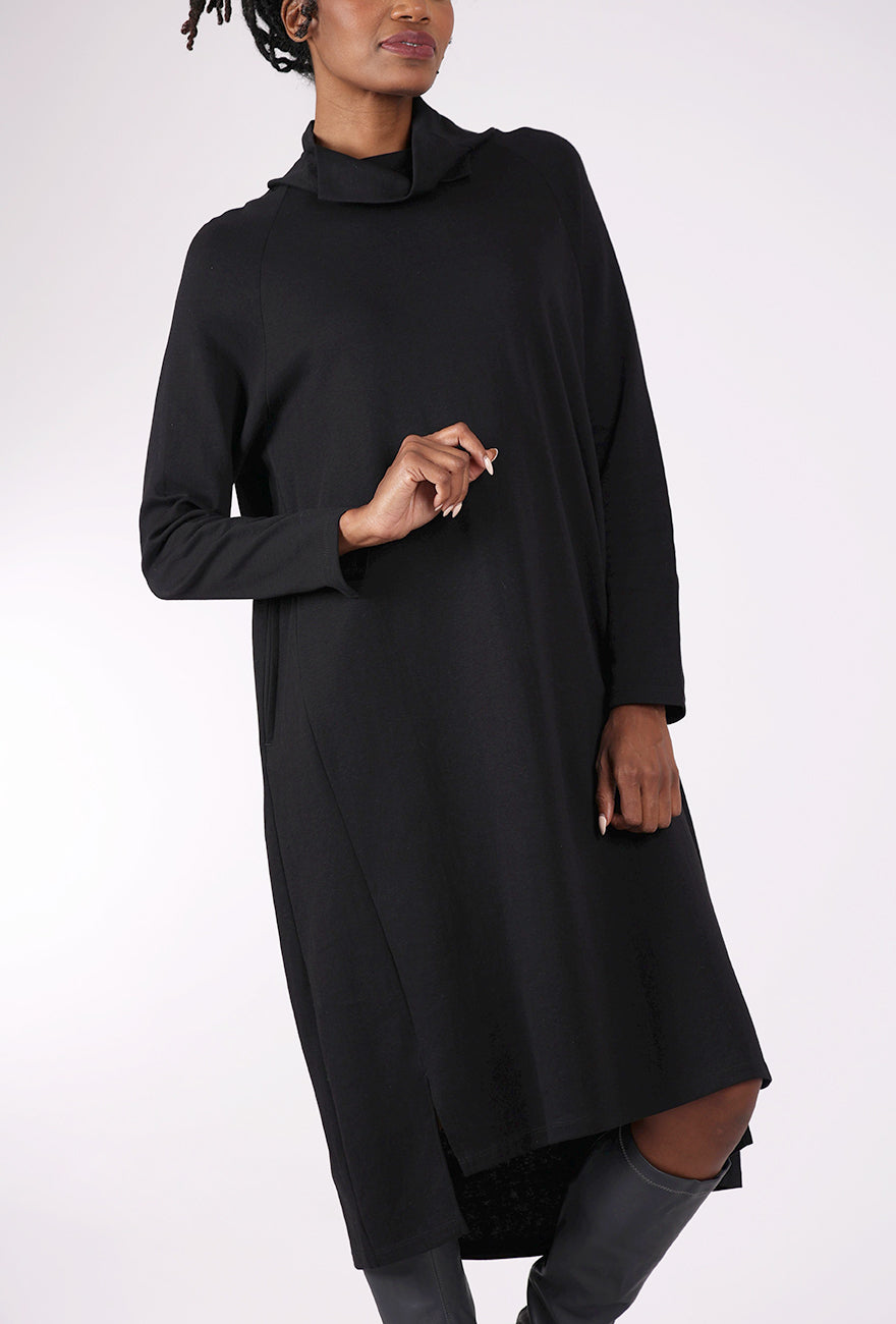 Moyuru Carmelite Knit Dress, Black