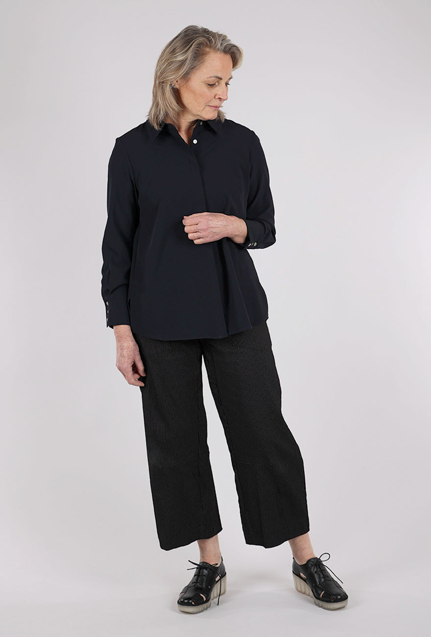 Estelle & Finn Back Pleat Blouse, Navy