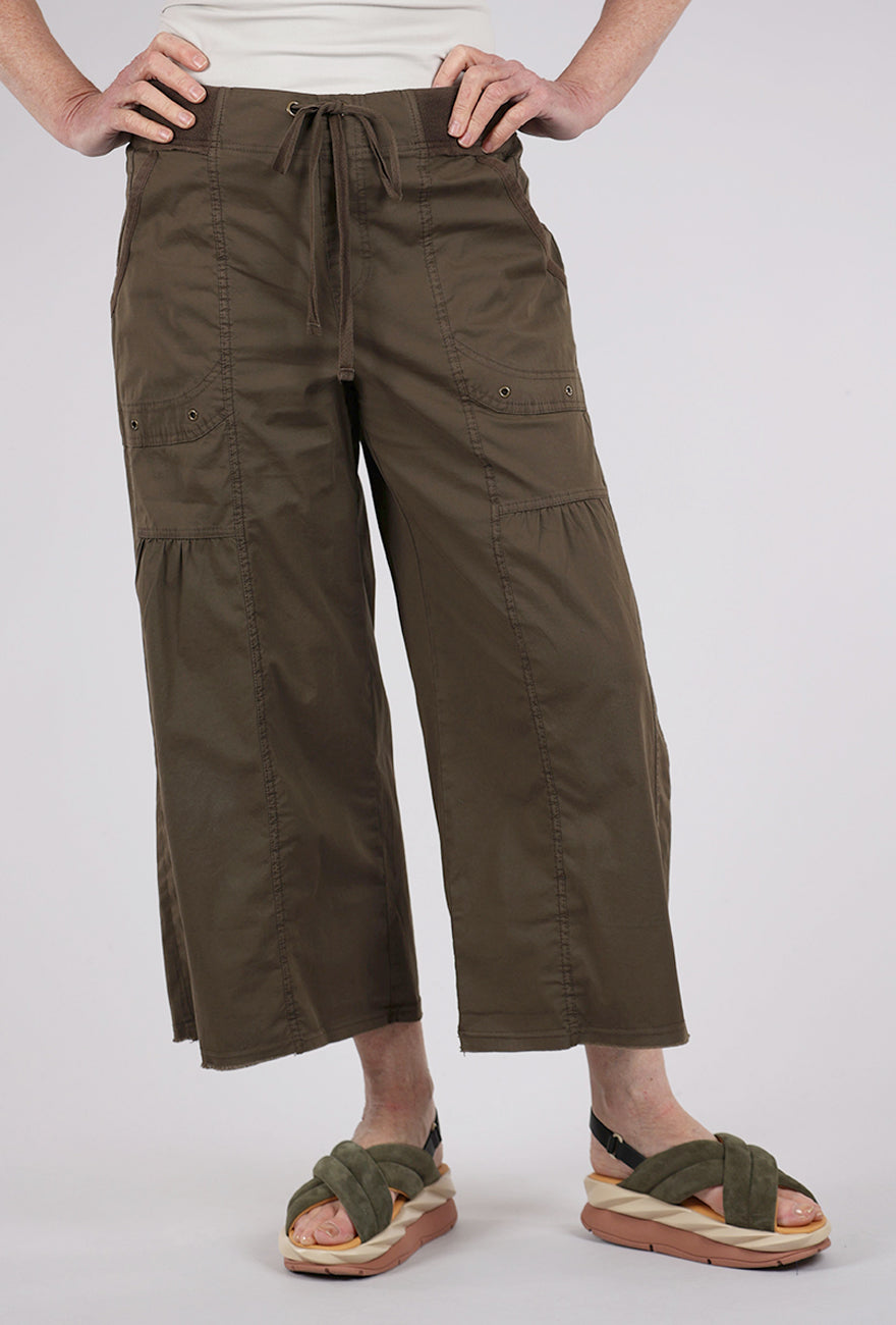XCVI Seaver Gaucho, Westgate Brown