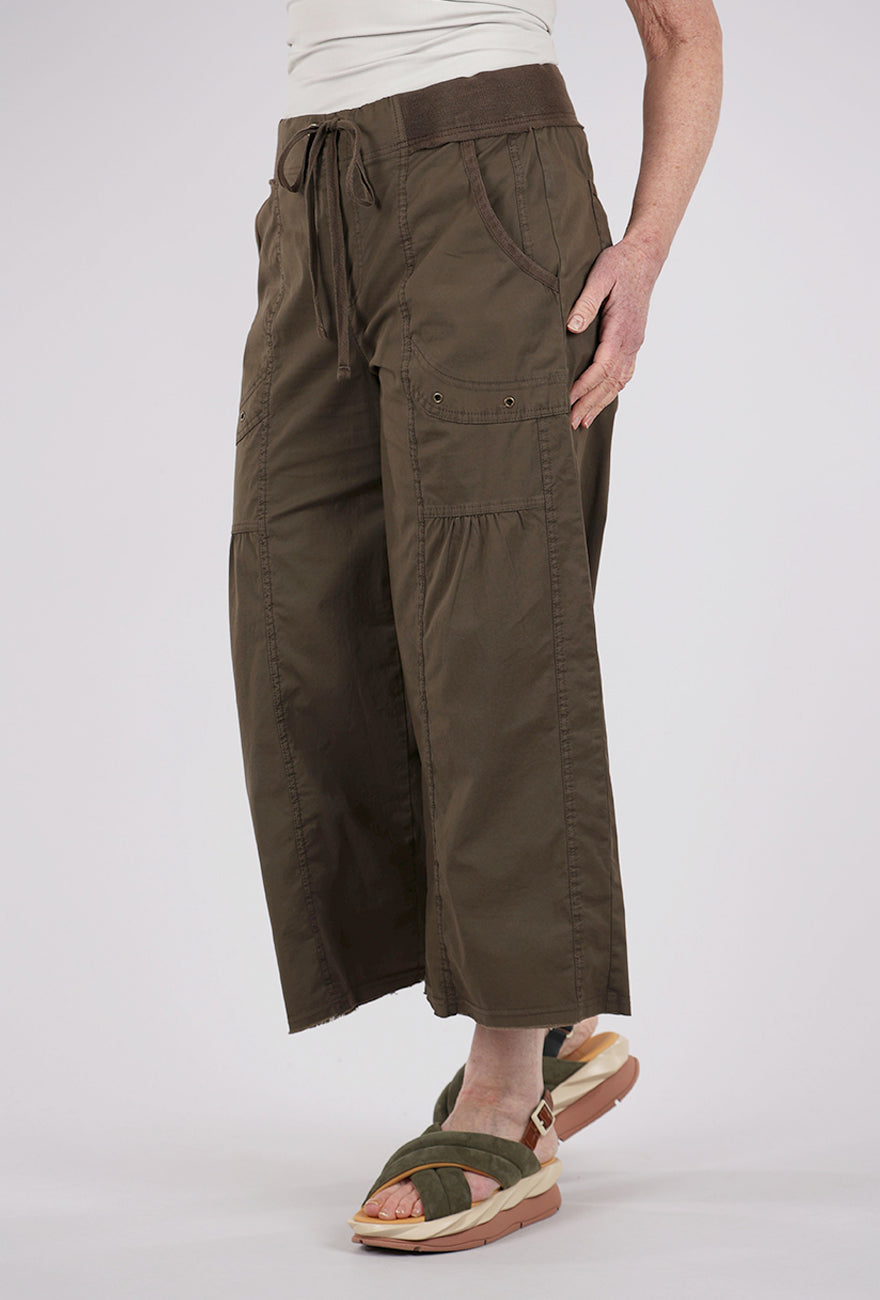 XCVI Seaver Gaucho, Westgate Brown