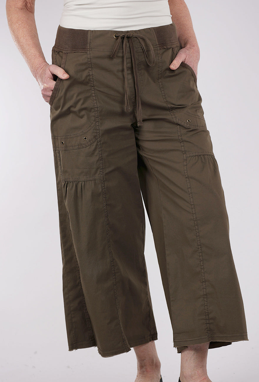 XCVI Seaver Gaucho, Westgate Brown
