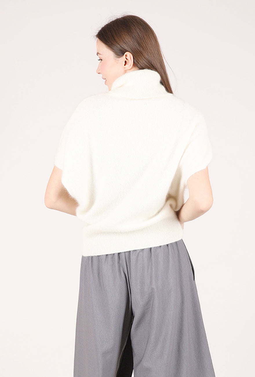 Estheme Cashmere Brushed S/S Pullover Sweater, Creme