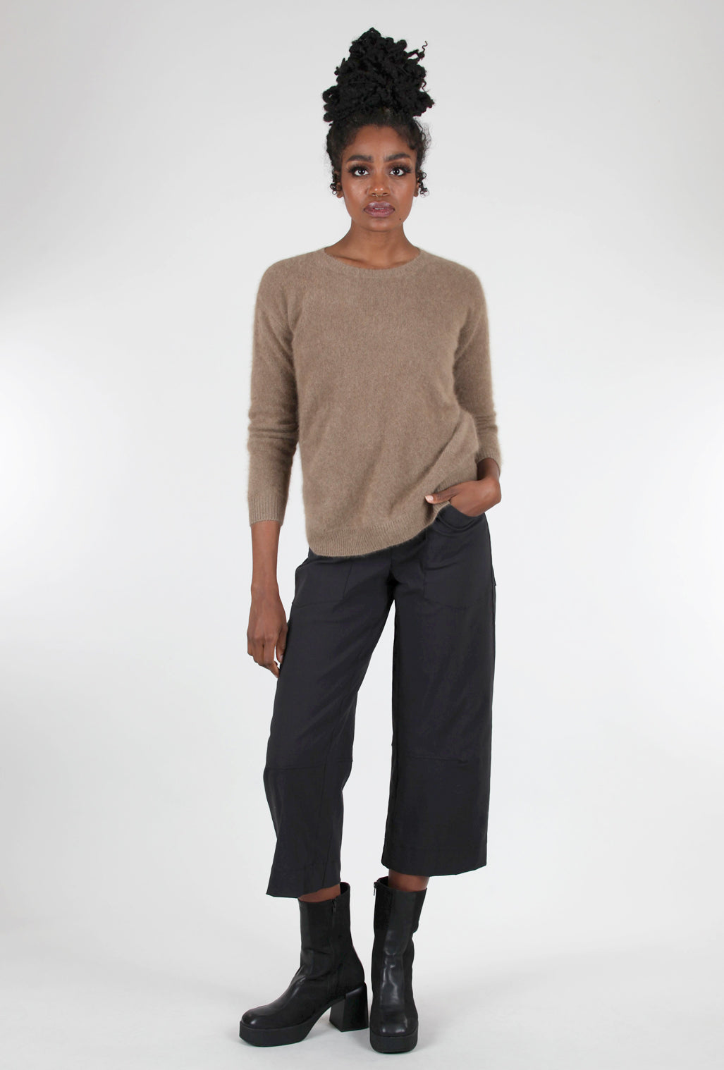 Estheme Cashmere Raccoon Classic Crew Sweater, Taupe