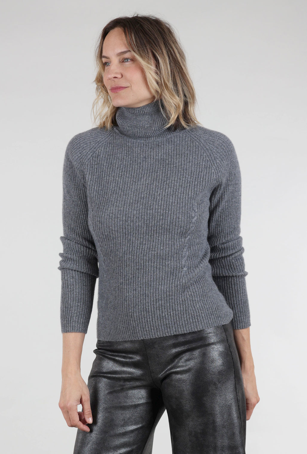 Estheme Cashmere Cashmere Ribbed Details Tneck, Mistral Gray