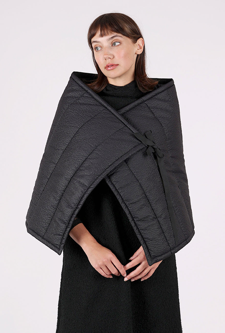 XD Xenia Design Drama Stole, Black