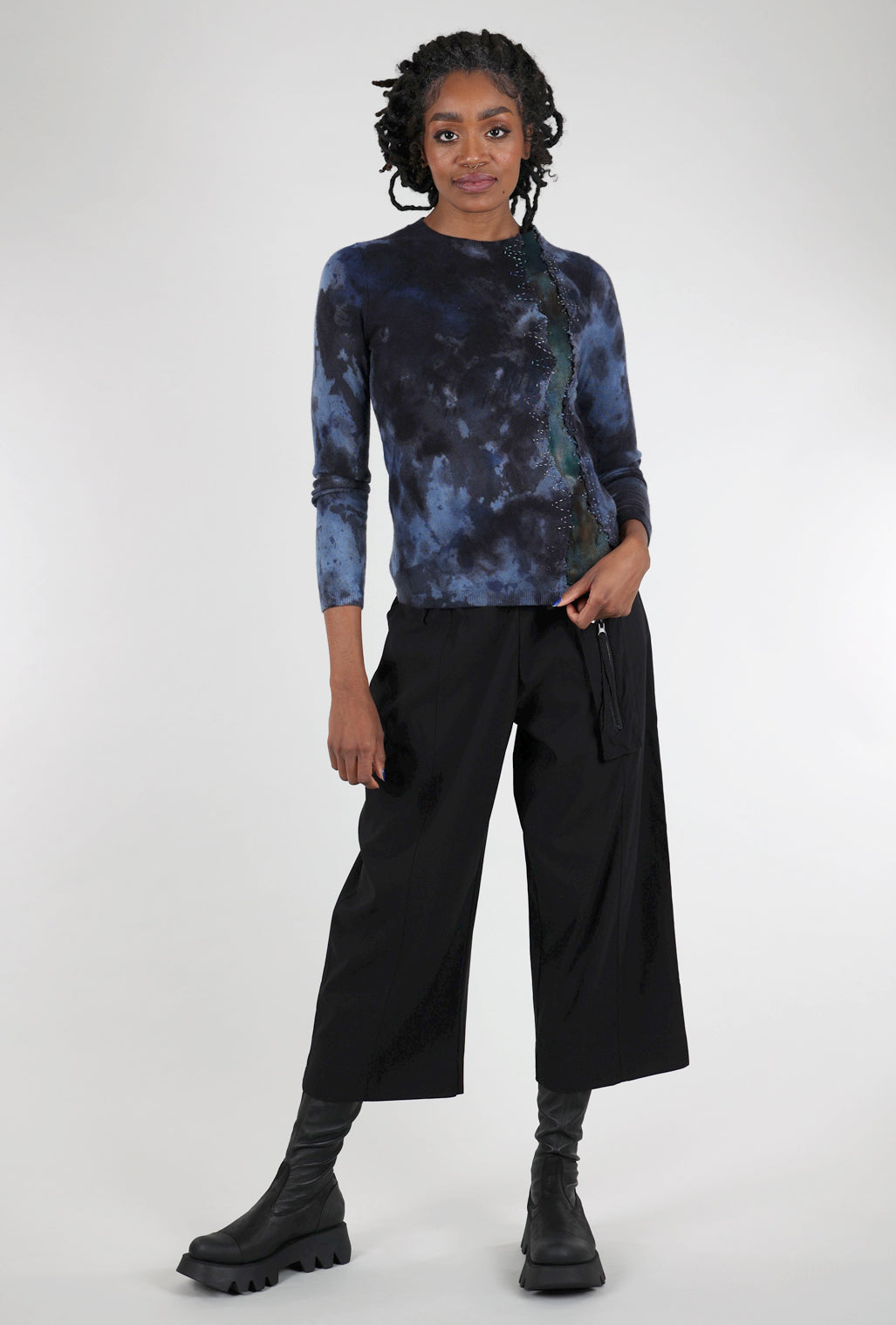 Galadriel Mattei Serpentine Fitted Cashmere Crew, Steel