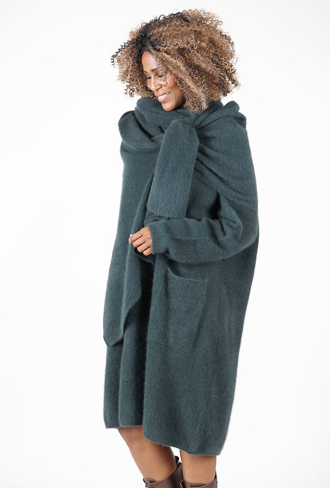 Rundholz Plush Racoon Wrap, Petrol