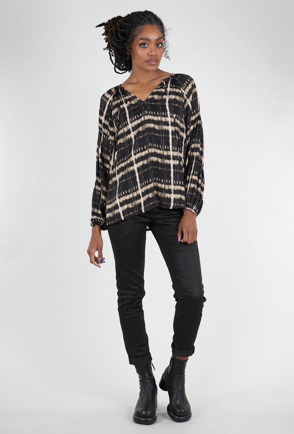 Grade & Gather Flowy Print Blouse, Black