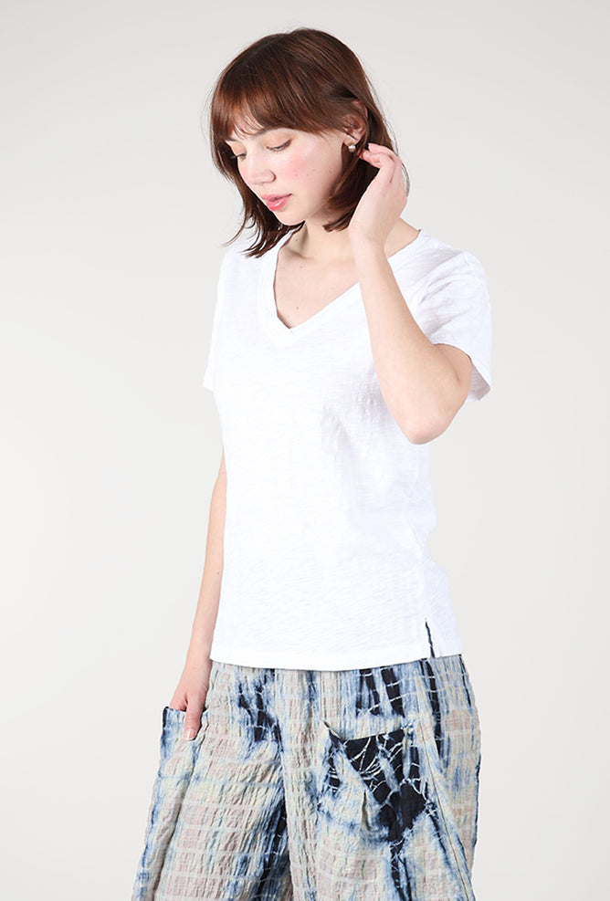 Mododoc S/S Boxy V-Neck Tee, White Halo