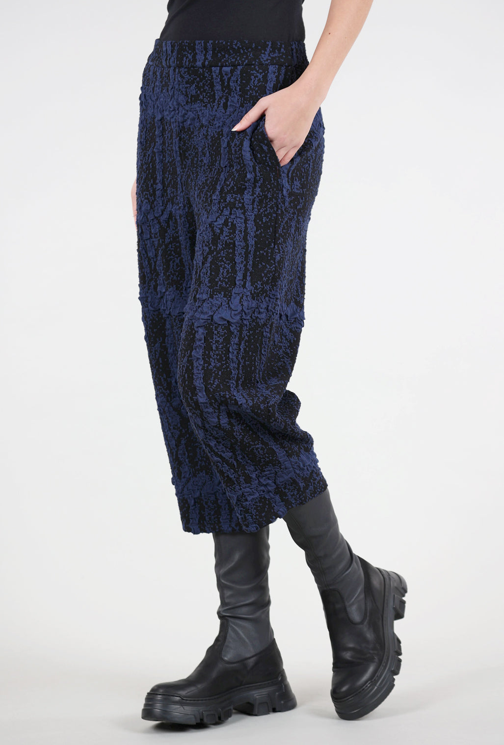 Ozai Dappled Knit Lantern Pant, Blue/Black