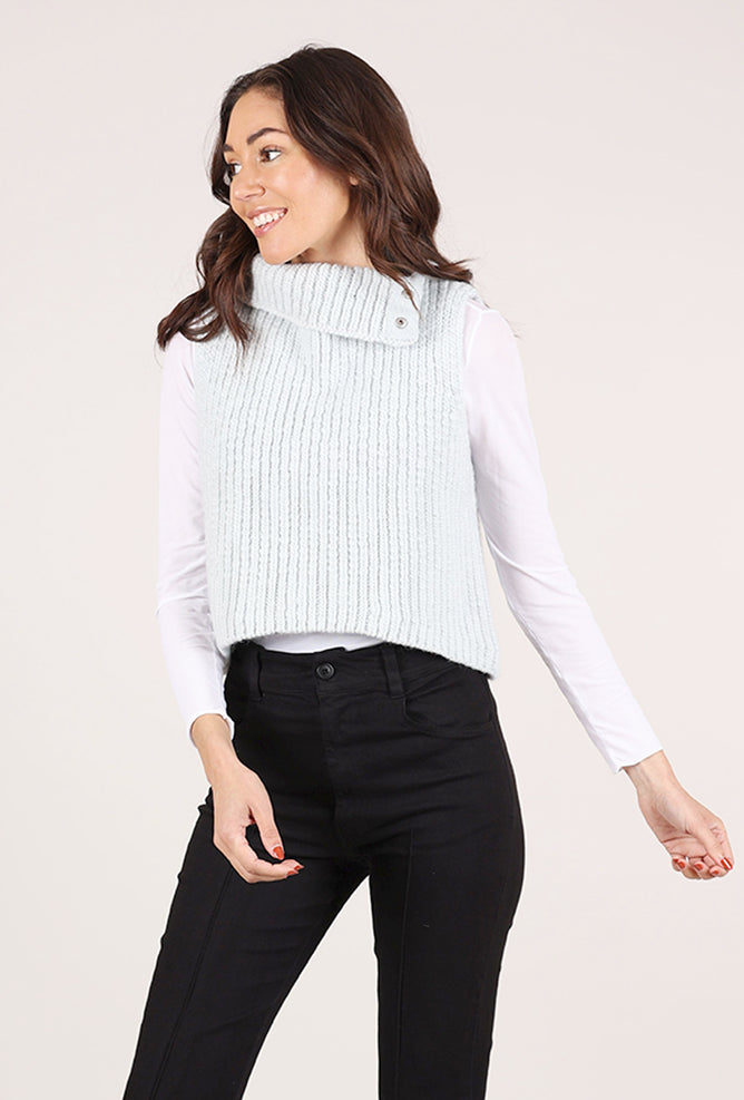 NFP: New Form Perspective Chunky Snap Back Vest, Ice