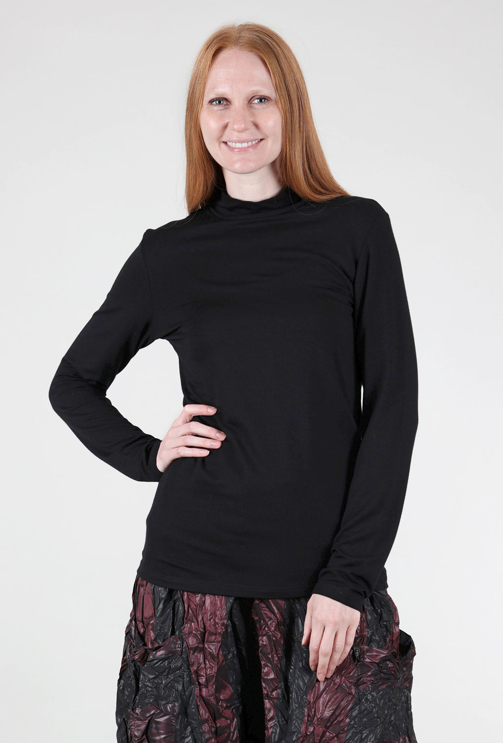 Luukaa Essential Jersey Mock Neck, Black